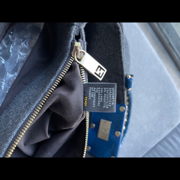 ‼️ SOLD ‼️ Fendi large Mia bag - Picture 8 of 13